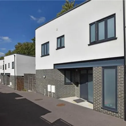 Buy this 2 bed house on unnamed road in London, SE13 6ET