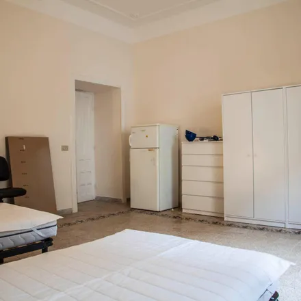 Image 3 - Largo Magnagrecia, 00183 Rome RM, Italy - Room for rent
