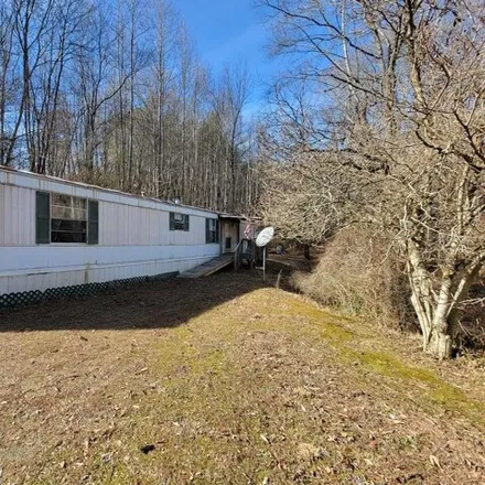 Buy this studio apartment on 269 Bob Penland Road in Clay County, NC 28904
