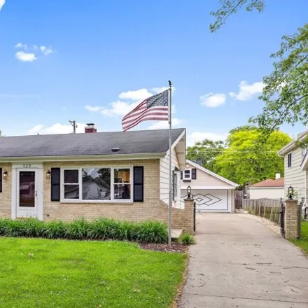 Buy this 3 bed house on 545 North 2nd Avenue in South Addison, Villa Park