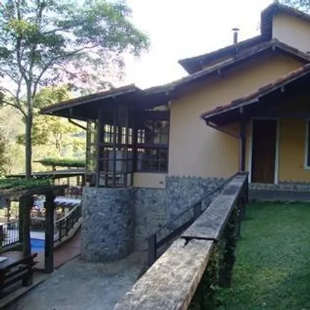 Buy this 6 bed house on Praça Professor Volney Aguiar in Centro, Petrópolis - RJ