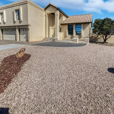 Image 2 - 7505 Sherwood Drive Northwest, Albuquerque, NM 87120, USA - House for sale