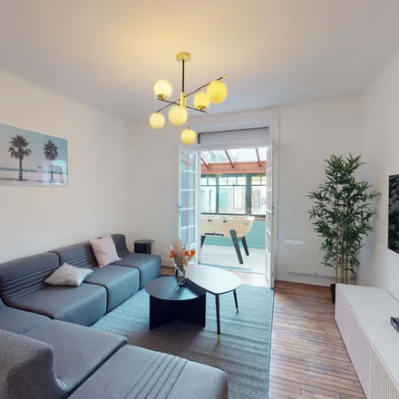 Image 8 - 258 Avenue de Dunkerque, 59130 Lambersart, France - Apartment for rent