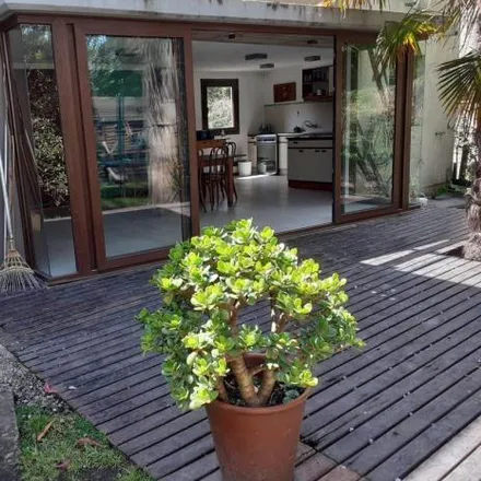 Image 1 - Bosque de Peralta Ramos, José Ignacio Thames, Alfar, B7603 DRT Mar del Plata, Argentina - House for rent