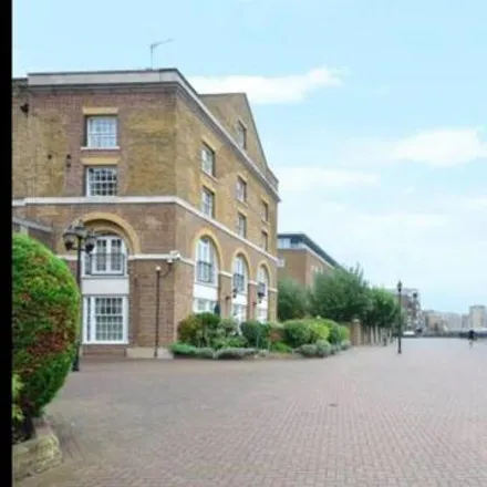 Image 4 - The Listed Building, 350 The Highway, Ratcliffe, London, E1W 3HU, United Kingdom - Apartment for rent