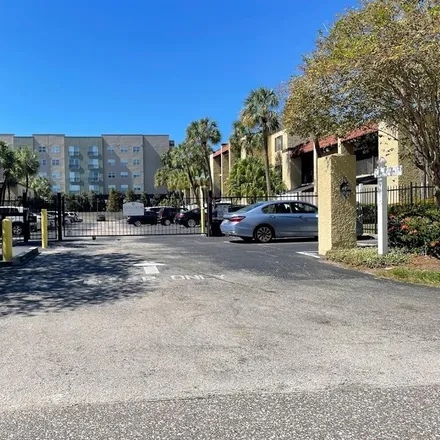 Buy this 2 bed condo on 109 South Obrien Street in Tampa, FL 33609