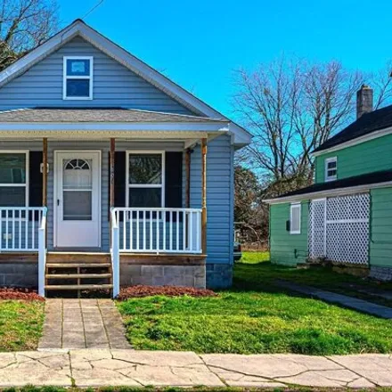 Buy this 3 bed house on 604 High Street in Cambridge, MD 21613