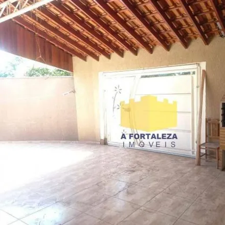 Rent this 3 bed house on Rua Doutor Pedro Pioli in Vila Dainese, Americana - SP