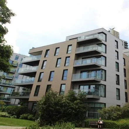 Buy this 1 bed apartment on Nature View Apartments in Woodberry Grove, London