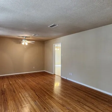 Image 4 - 5604 Durham Avenue, Fort Worth, TX 76114, USA - House for rent