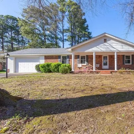 Buy this 4 bed house on 291 Sunnyside Drive in Jackson, TN 38301