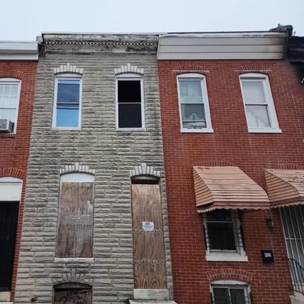 Buy this studio townhouse on 420 North Port Street in Baltimore, MD 21224