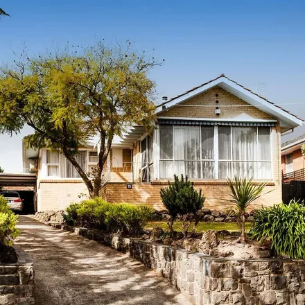 Rent this 4 bed apartment on Kelvinside Street in Balwyn North VIC 3104, Australia