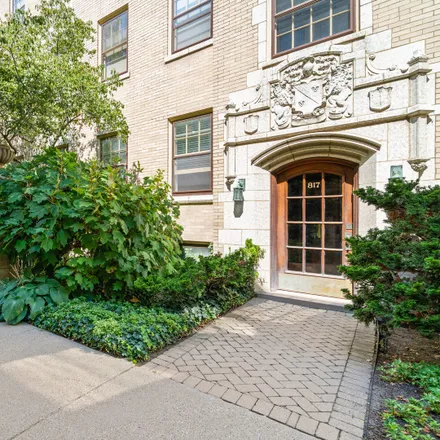 Image 2 - 817 Judson Avenue, Evanston, IL 60202, USA - House for sale