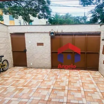 Buy this 4 bed house on Rua Princesa Isabel in Copacabana, Belo Horizonte - MG