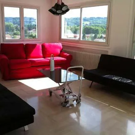 Rent this 5 bed apartment on 6 Rue de Savoie in 38300 Bourgoin-Jallieu, France