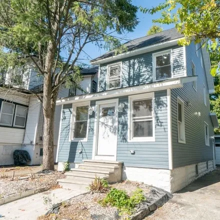 Buy this 3 bed house on 9 Abbotsford Avenue in Newark, NJ 07106