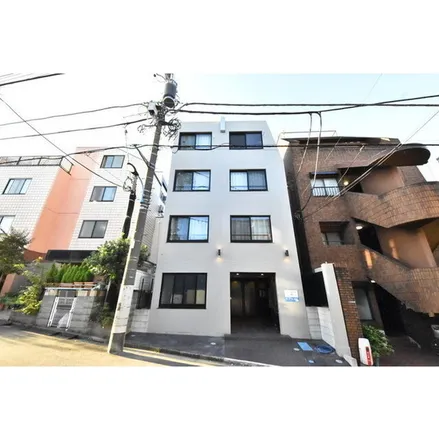 Rent this studio apartment on unnamed road in Toyama 1-chome, Shinjuku