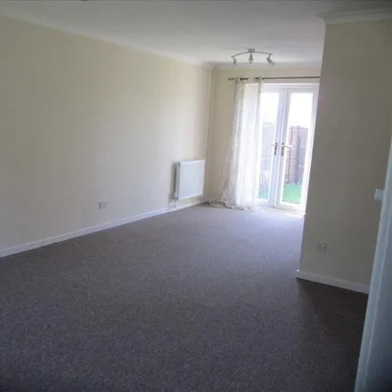 Image 4 - unnamed road, Walton, IP11 2FQ, United Kingdom - House for rent
