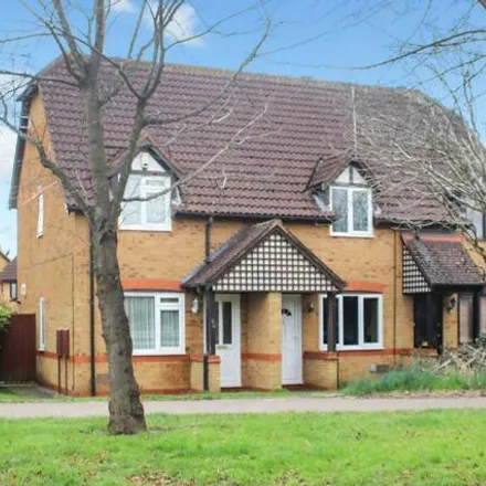 Buy this 2 bed townhouse on Dulverton Drive in Bletchley, MK4 1DE