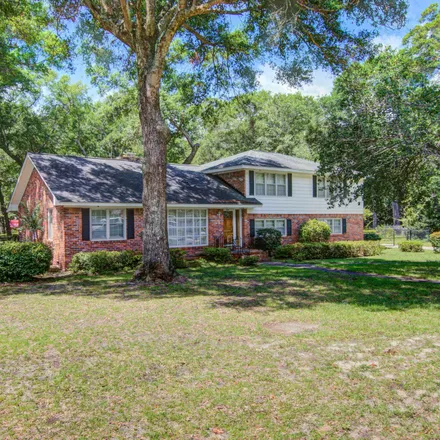 Buy this 4 bed house on 449 Wallace Drive in Charleston, SC 29412
