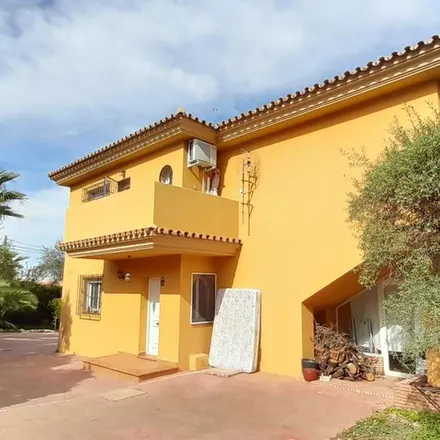 Buy this 6 bed house on Alhaurín de la Torre in Andalusia, Spain