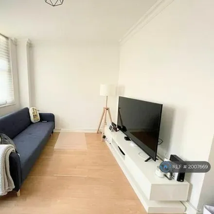 Rent this 1 bed apartment on Hammer & Tongs in 171 Farringdon Road, London