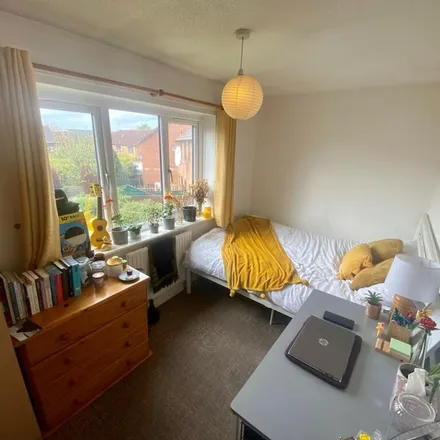 Rent this 2 bed apartment on 89 Heron Drive in Nottingham, NG7 2DF