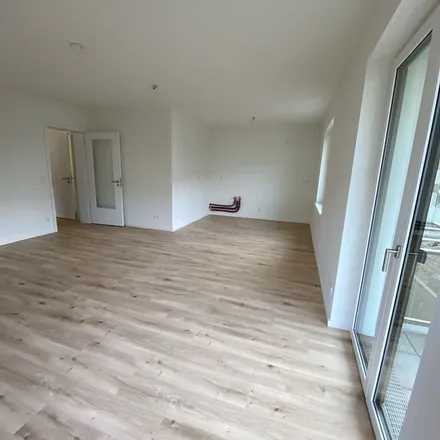 Rent this 3 bed apartment on Falkenstraße 23 in 14612 Falkensee, Germany