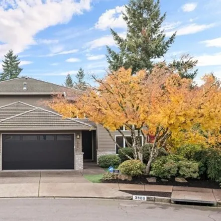 Buy this 5 bed house on 3900 Edgewood Court in West Linn, OR 97068