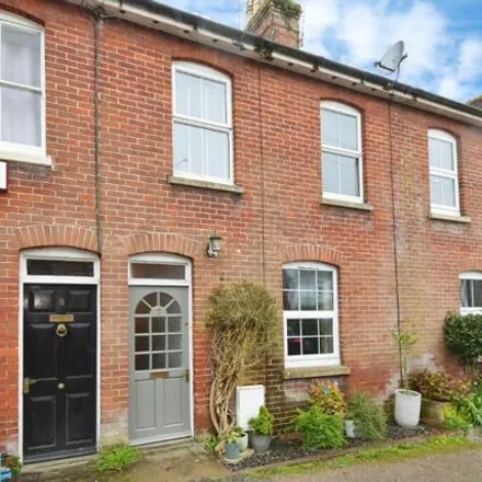 Buy this 3 bed townhouse on Avon Buildings in Amesbury, SP4 7JE