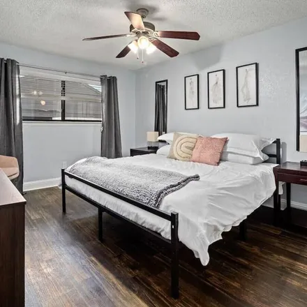 Image 2 - Dallas, TX - Apartment for rent