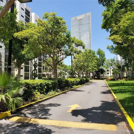 Image 7 - Plaza of the Americas Building 4, North Bay Road, Sunny Isles Beach, FL 33160, USA - Apartment for rent