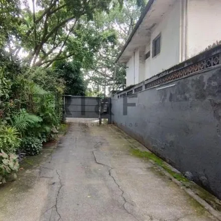 Rent this 3 bed house on Avenida Santo Amaro 4209 in Campo Belo, São Paulo - SP