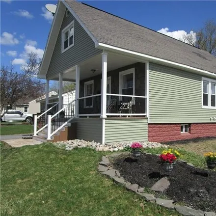 Image 3 - 502 Utica Road, Deerfield Heights, City of Utica, NY 13502, USA - House for sale