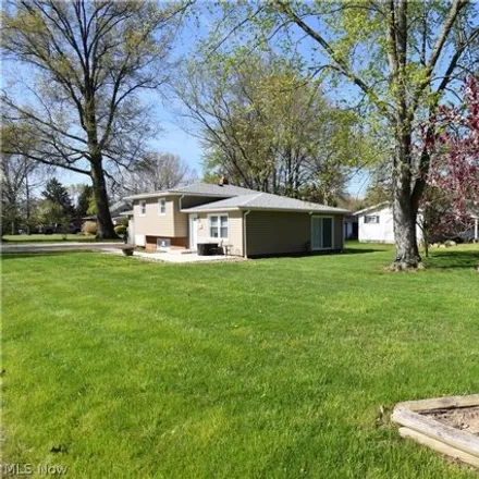 Image 2 - 942 Keefer Road, Liberty Township, OH 44420, USA - House for sale