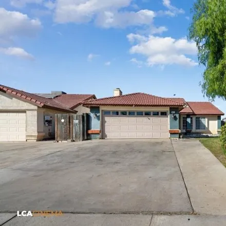 Image 2 - 6616 Summerfield Drive, Bakersfield, CA 93313, USA - House for sale