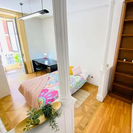 Rent this 17 bed room on Calle de la Concepción Jerónima in 24, 28012 Madrid
