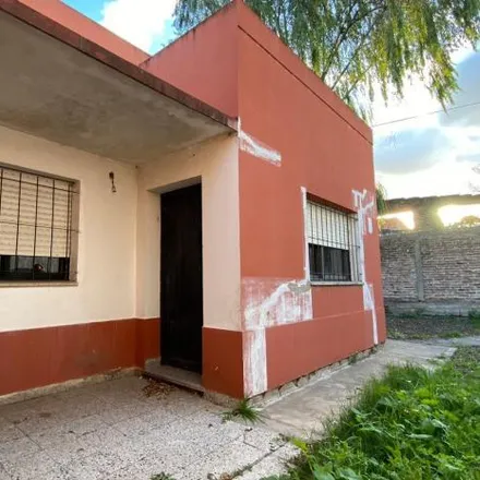 Buy this 3 bed house on Avenida 137 179 in La Cumbre, 1900 San Carlos