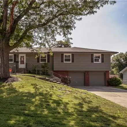 Buy this 4 bed house on 10913 Cleveland Avenue in Kansas City, MO 64137