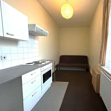 Rent this studio apartment on Penshurst Road in London, N17 8BT