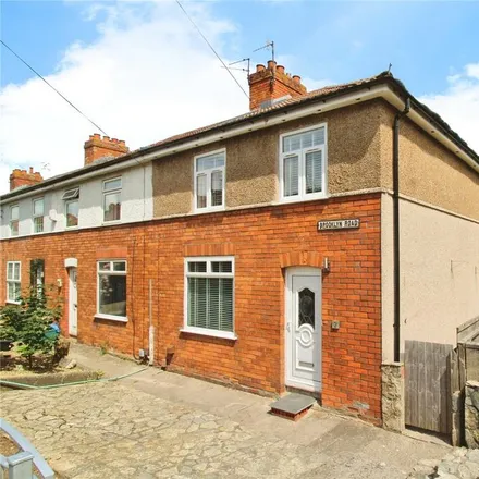 Rent this 3 bed house on Brooklyn Road in Bristol, BS13 7JY