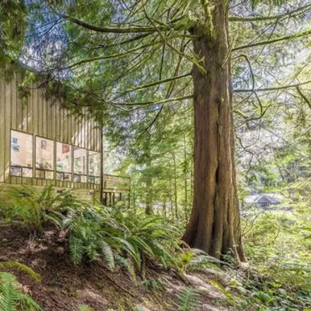 Buy this 2 bed house on Salishan Golf Links in 7755 Oregon Coast Highway, Gleneden Beach