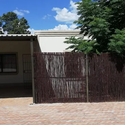Image 4 - Saint Augustine's Road, West End, Kimberley, 8301, South Africa - Townhouse for rent
