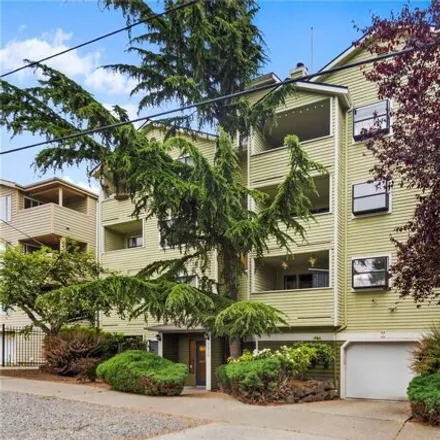 Buy this 1 bed condo on 8816 Nesbit Avenue North in Seattle, WA 98103