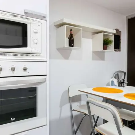 Image 8 - Carrer de Casp, 172, 08013 Barcelona, Spain - Apartment for rent