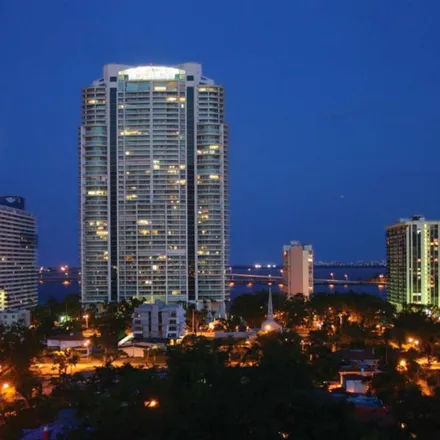 Image 2 - 1800 Southwest 1st Avenue, The Roads, Miami, FL 33129, USA - Room for rent