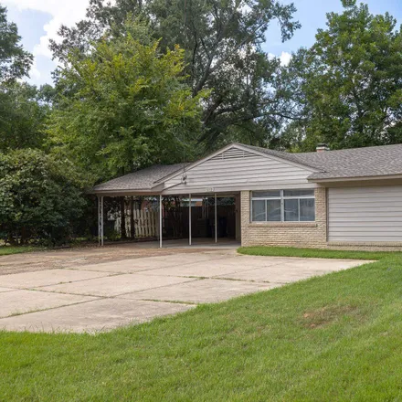 Buy this 3 bed house on 5243 Laurie Lane in Memphis, TN 38120