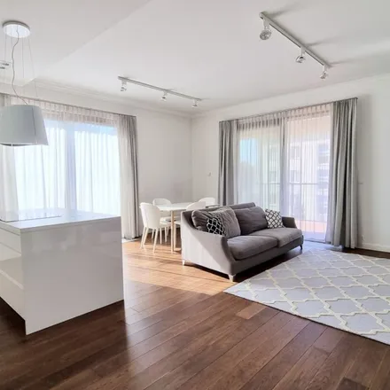 Rent this 6 bed apartment on Londyńska 5 in 03-921 Warsaw, Poland
