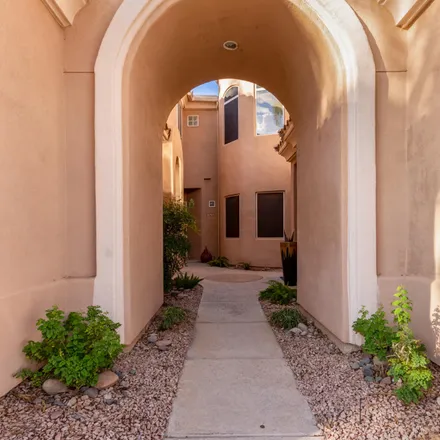 Image 4 - 3800 South Cantabria Circle, Chandler, AZ 85248, USA - Townhouse for rent